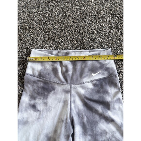 Nike Dri Fit Athletic Short Size XS With A Gray And White Tie Dye Pattern. - Picture 5 of 6